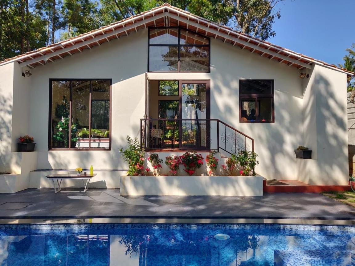 Aakriti Homestay Chikmagalūr Exterior foto